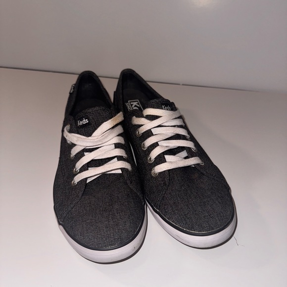 Dark Gray Keds - Ladies 8 - EUC - Picture 1 of 4